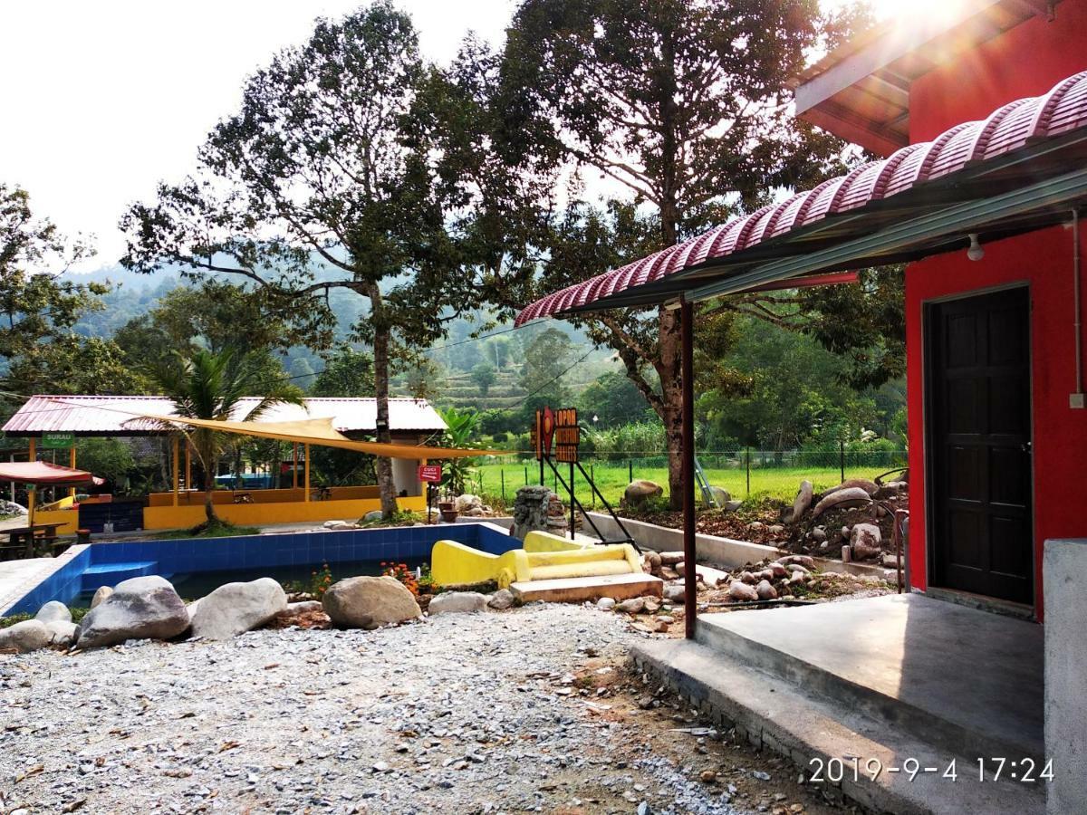 훌루 랑갓 Lopoh Waterfront Budget Chalets 빌라 외부 사진